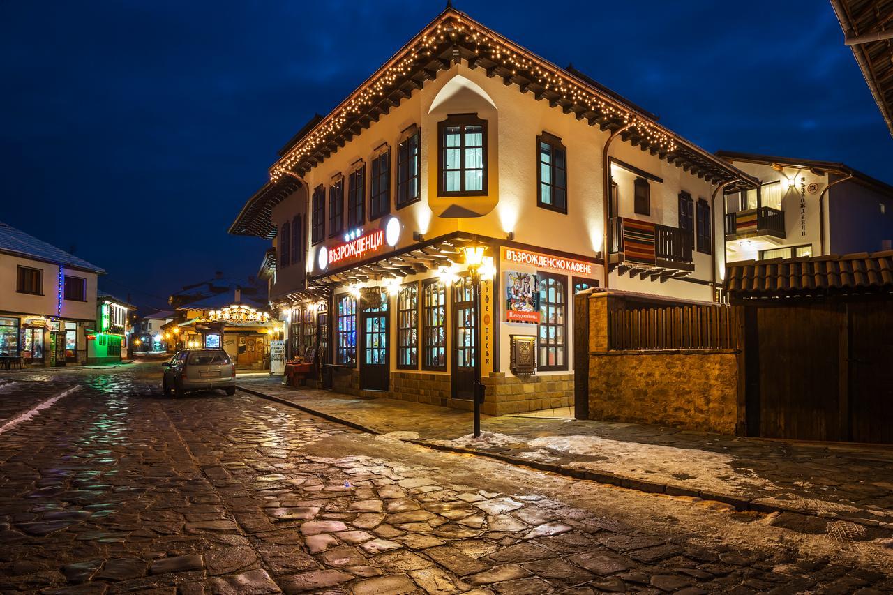 Complex Vazrozhdentsi Hotel Tryavna Exterior photo